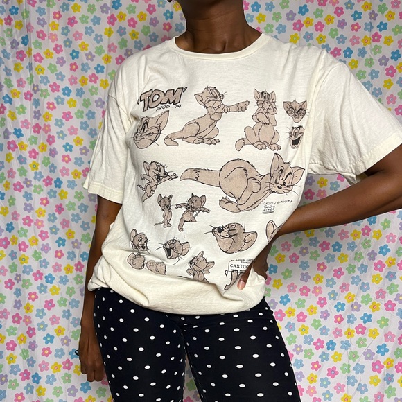Warner Bros. Other - Classic Tom and Jerry animation tshirt. Size large. NWOT.